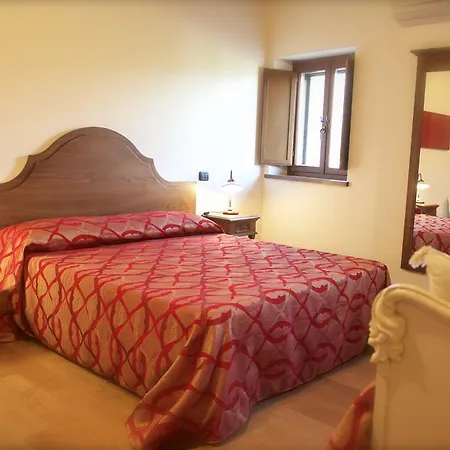 Feriegård Rosso Porpora